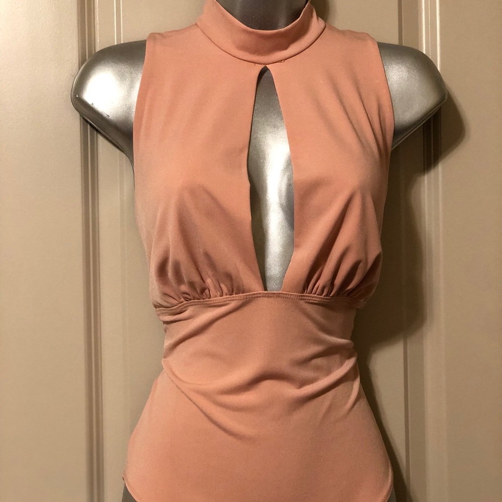 Dusty pink body suit